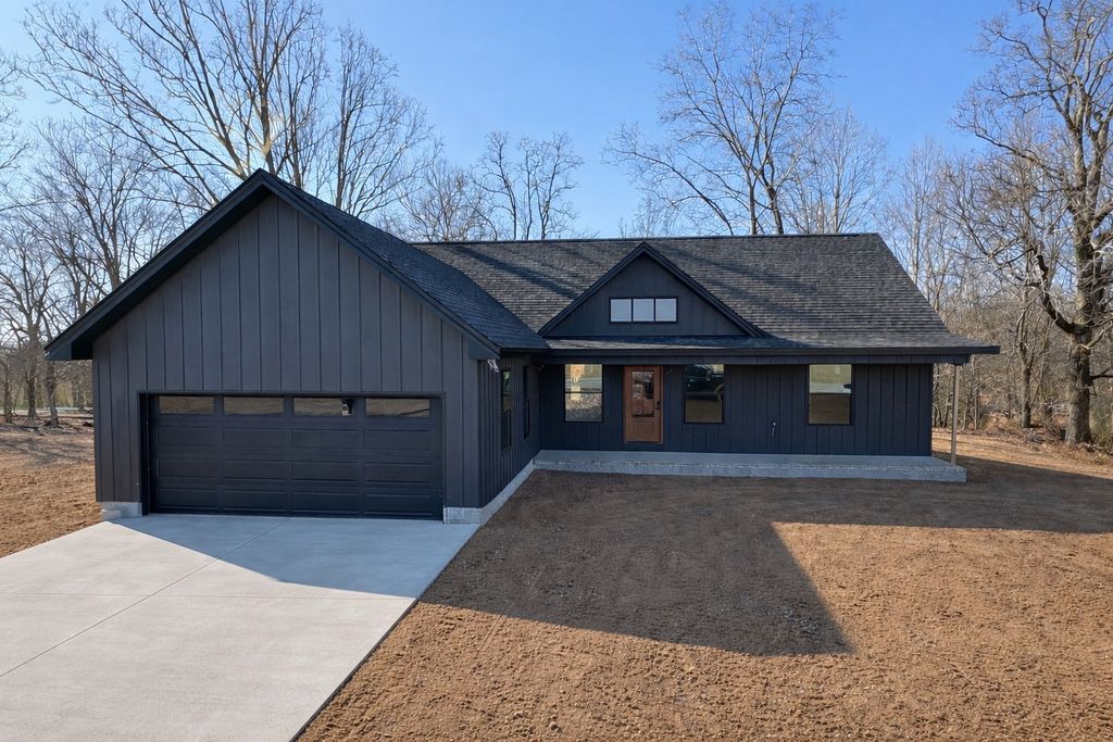 11694 West Green Hill Rd, Smithville, TN 37166