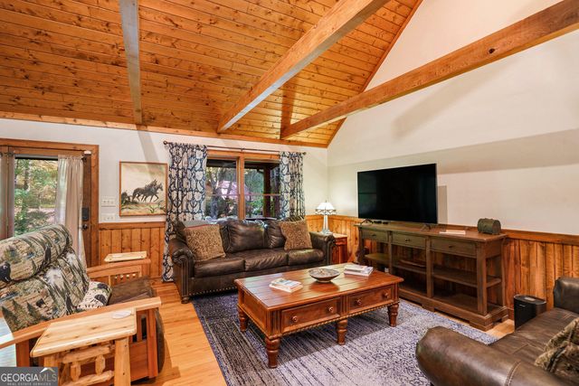 98 Bear Lane, Blue Ridge, GA 30513