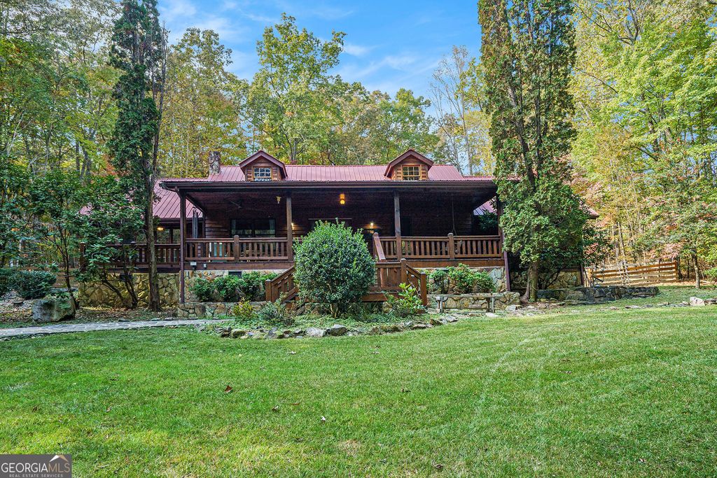 98 Bear Lane, Blue Ridge, GA 30513