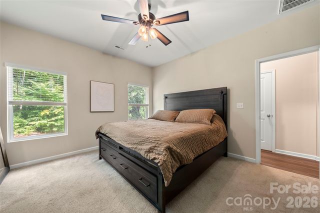 3229 Creek Bend Court, Sherrills Ford, NC 28673