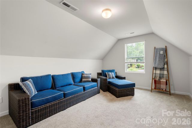 3229 Creek Bend Court, Sherrills Ford, NC 28673