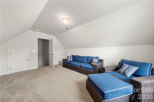 3229 Creek Bend Court, Sherrills Ford, NC 28673