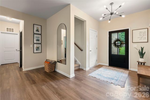 3229 Creek Bend Court, Sherrills Ford, NC 28673