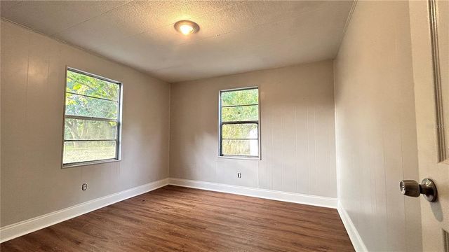 1203 PARKWOOD AVENUE, Groveland, FL 34736