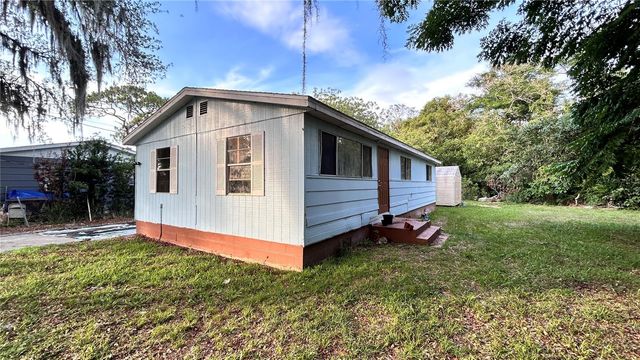 1203 PARKWOOD AVENUE, Groveland, FL 34736