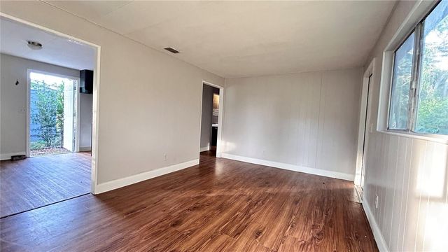 1203 PARKWOOD AVENUE, Groveland, FL 34736