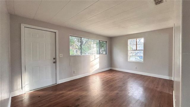 1203 PARKWOOD AVENUE, Groveland, FL 34736
