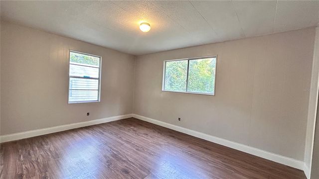 1203 PARKWOOD AVENUE, Groveland, FL 34736