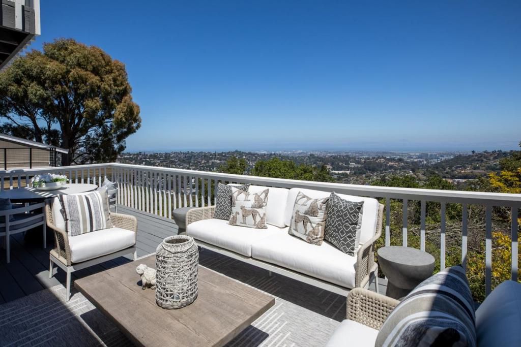 Image 11 of property listing at 2507 Hastings Drive, Belmont, CA 94002