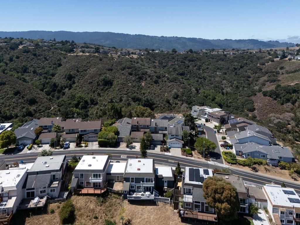Image 43 of property listing at 2507 Hastings Drive, Belmont, CA 94002