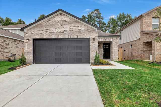 211 Intrepid Trail, Magnolia, TX 77354