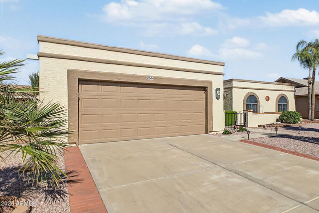 2044 LEISURE WORLD --, Mesa, AZ 85206