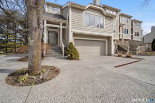 11 Boulevard Drive 9-36, Danbury, CT 06810