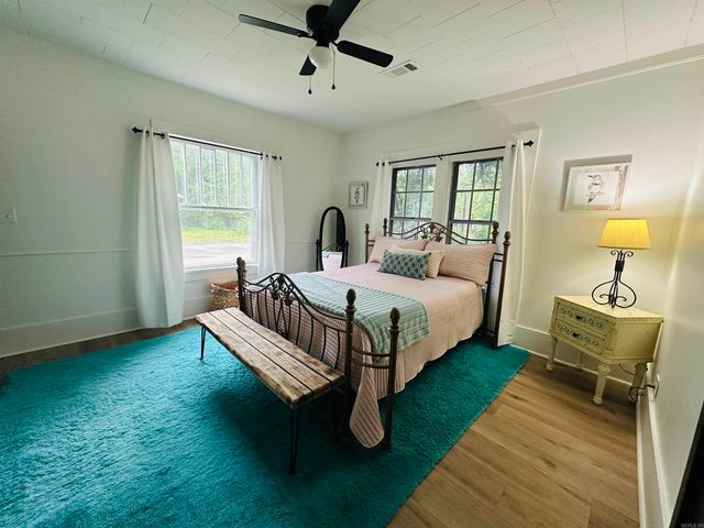 1828 Johnston Avenue, Conway, AR 72034