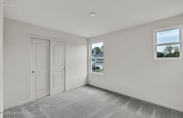 1842 Washington Blvd, Lyndon, KY 40242