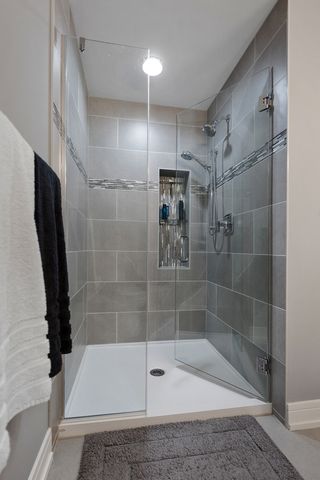 0N112 Leonard Street, Winfield, IL 60190