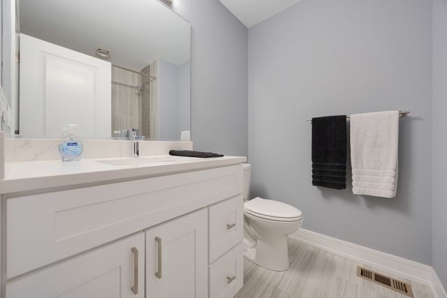 0N112 Leonard Street, Winfield, IL 60190