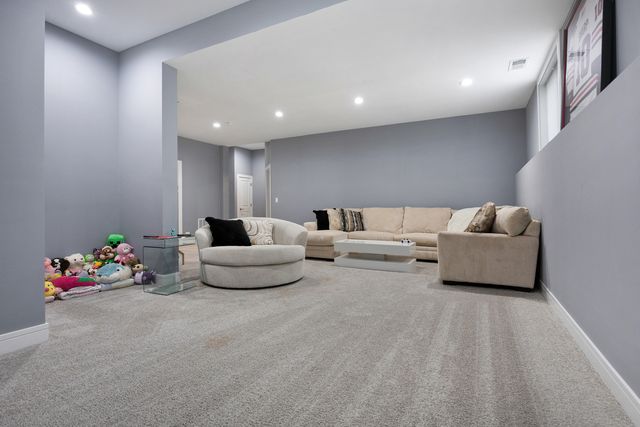 0N112 Leonard Street, Winfield, IL 60190