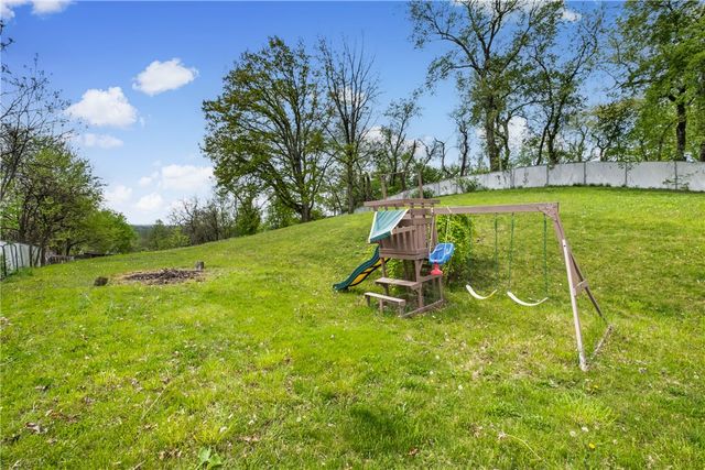 3606 Churchview Ave, Pittsburgh, PA 15236