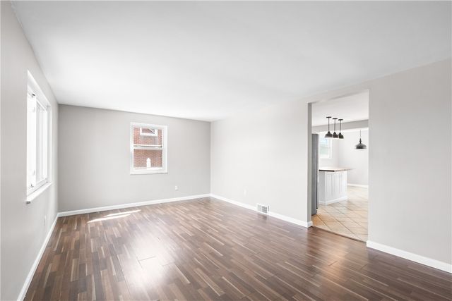 3606 Churchview Ave, Pittsburgh, PA 15236