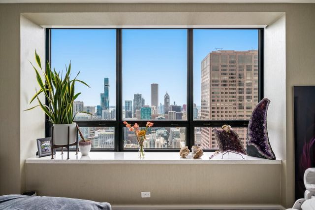 180 E Pearson Street 5107, Chicago, IL 60611