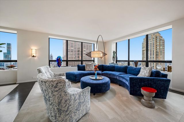 180 E Pearson Street 5107, Chicago, IL 60611