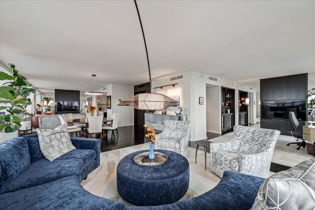 180 E Pearson Street 5107, Chicago, IL 60611