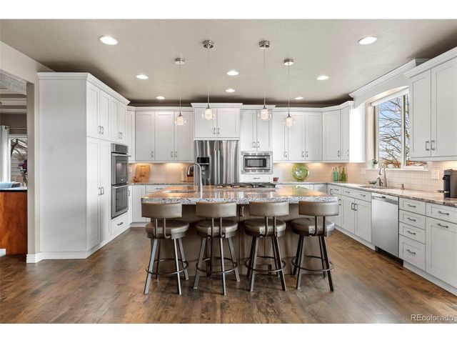 17340 W 70th Ave, Arvada, CO 80007