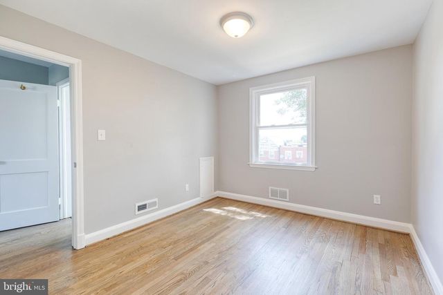633 LUCIA AVE, Baltimore, MD 21229