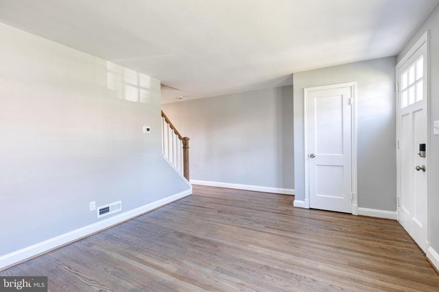 633 LUCIA AVE, Baltimore, MD 21229