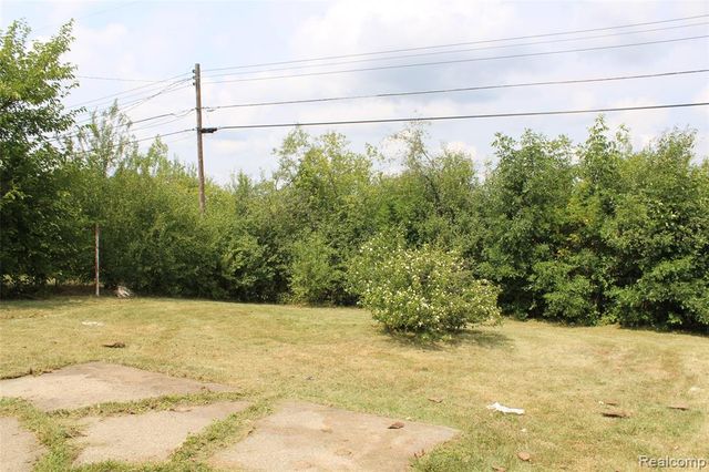 2080 Flamingo Drive, Mount Morris, MI 48458
