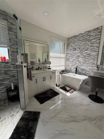 18610 SW 39th Ct, Miramar, FL 33029