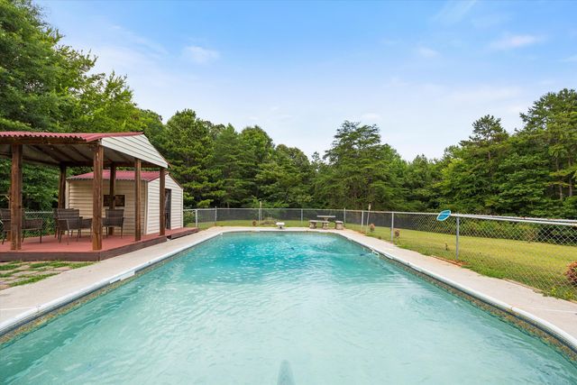 142 Holli Bird Lane, Ringgold, GA 30736