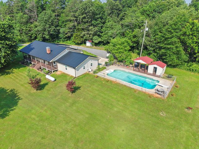 142 Holli Bird Lane, Ringgold, GA 30736