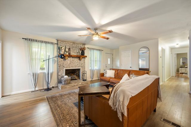 142 Holli Bird Lane, Ringgold, GA 30736