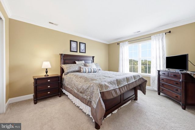 314 SALARNO CT, Mullica Hill, NJ 08062