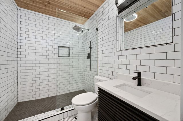 4709 York Hill DR, Austin, TX 78723