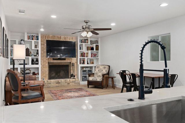 4709 York Hill DR, Austin, TX 78723