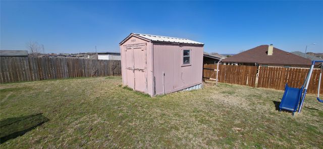 9200 Diane Drive, White Settlement, TX 76108