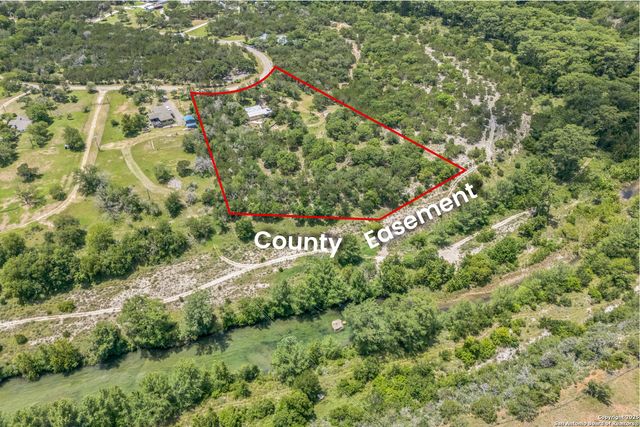 959 Highland Dr, Bandera, TX 78003