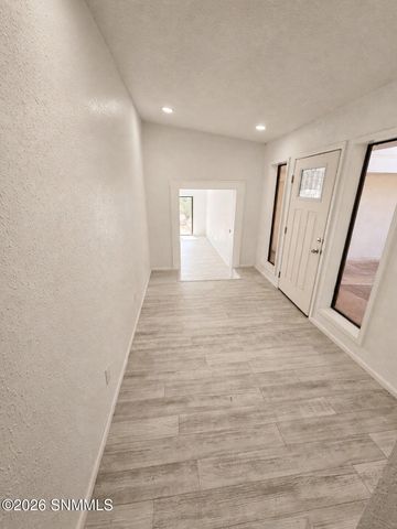 1409 Via Norte, Las Cruces, NM 88007