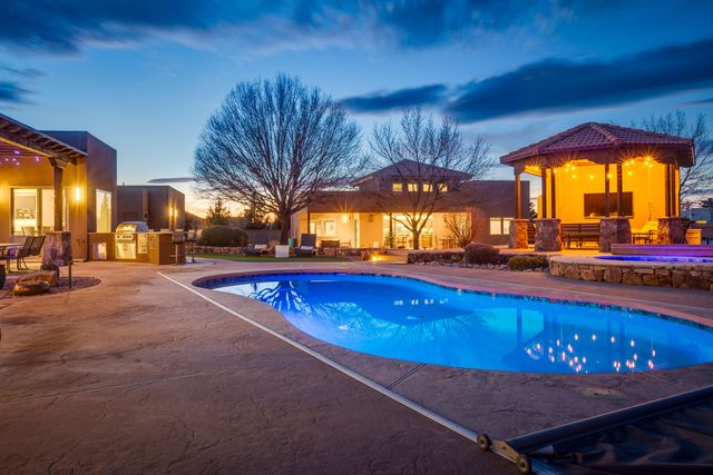 9809 Coronado Avenue NE, Albuquerque, NM 87122