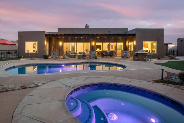 9809 Coronado Avenue NE, Albuquerque, NM 87122