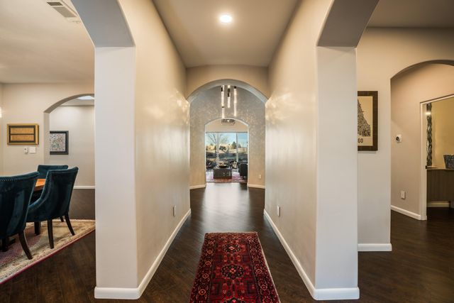 9809 Coronado Avenue NE, Albuquerque, NM 87122