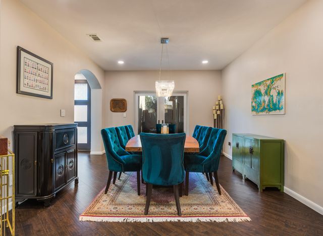 9809 Coronado Avenue NE, Albuquerque, NM 87122