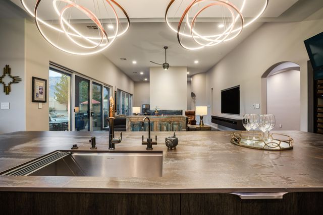 9809 Coronado Avenue NE, Albuquerque, NM 87122