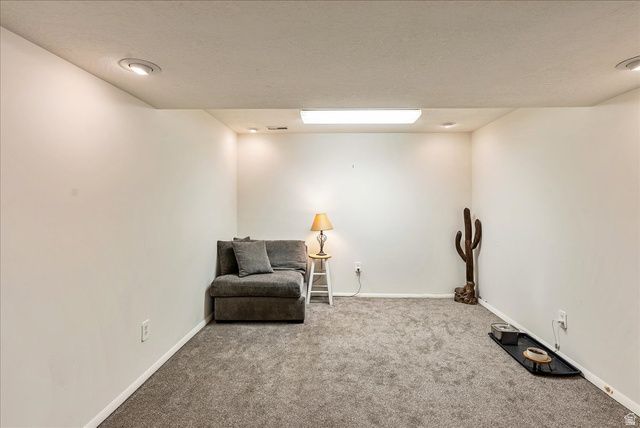 10338 S VIOLET DR, White City, UT 84094