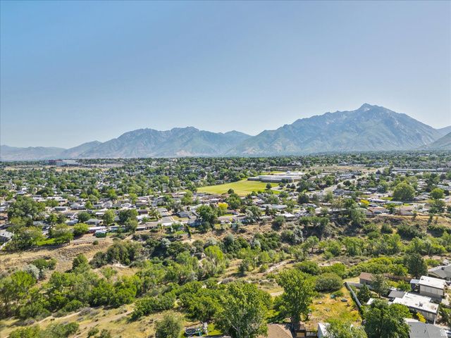 10338 S VIOLET DR, White City, UT 84094