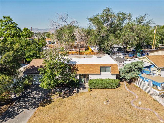 10338 S VIOLET DR, White City, UT 84094