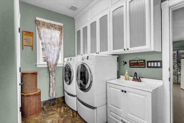 21756 Los Altos Drive, Palo Cedro, CA 96073